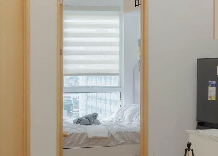 Family Friendly Urbandeca Apartment