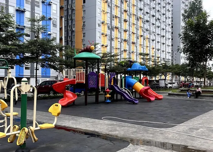 Family Friendly Urbandeca *